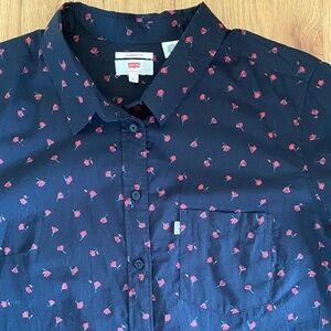 Levi’s Black Rose Floral Print Button Down Shirt XL Boyfriend Fit